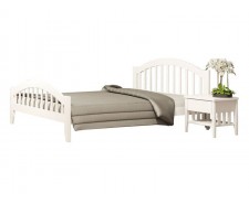 Елегантне ліжко «Меліса» з масиву буку / дубу у класичному дизайні 