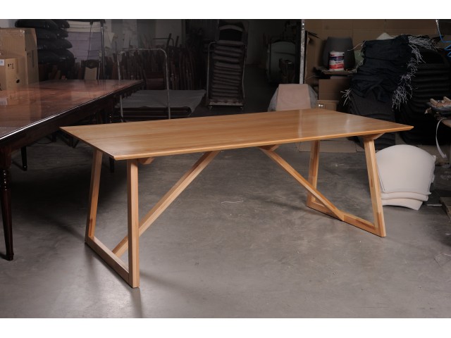 Сучасний обідній стіл «Блум» (140 х 80 см, 200 х 100 см) з міцного масиву бука